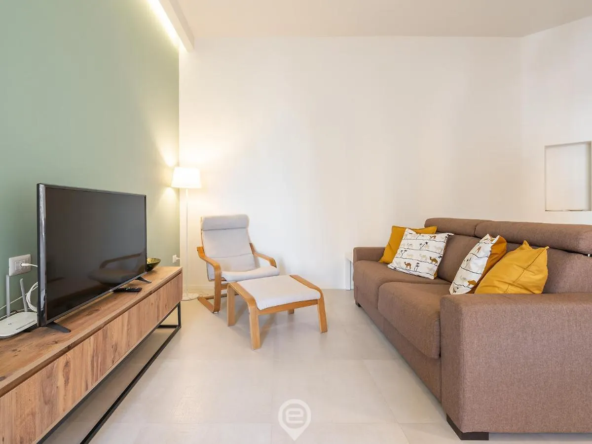 Sleek City Oasis Cagliari